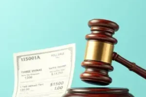 décimo terceiro salário desconta imposto de renda